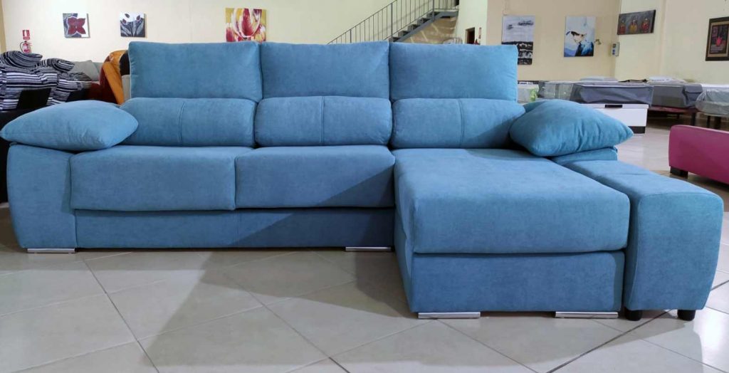 Oferta de sofá azul con chaise longue en Granada